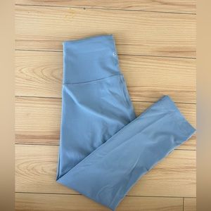 Lululemon Wunder train 23”